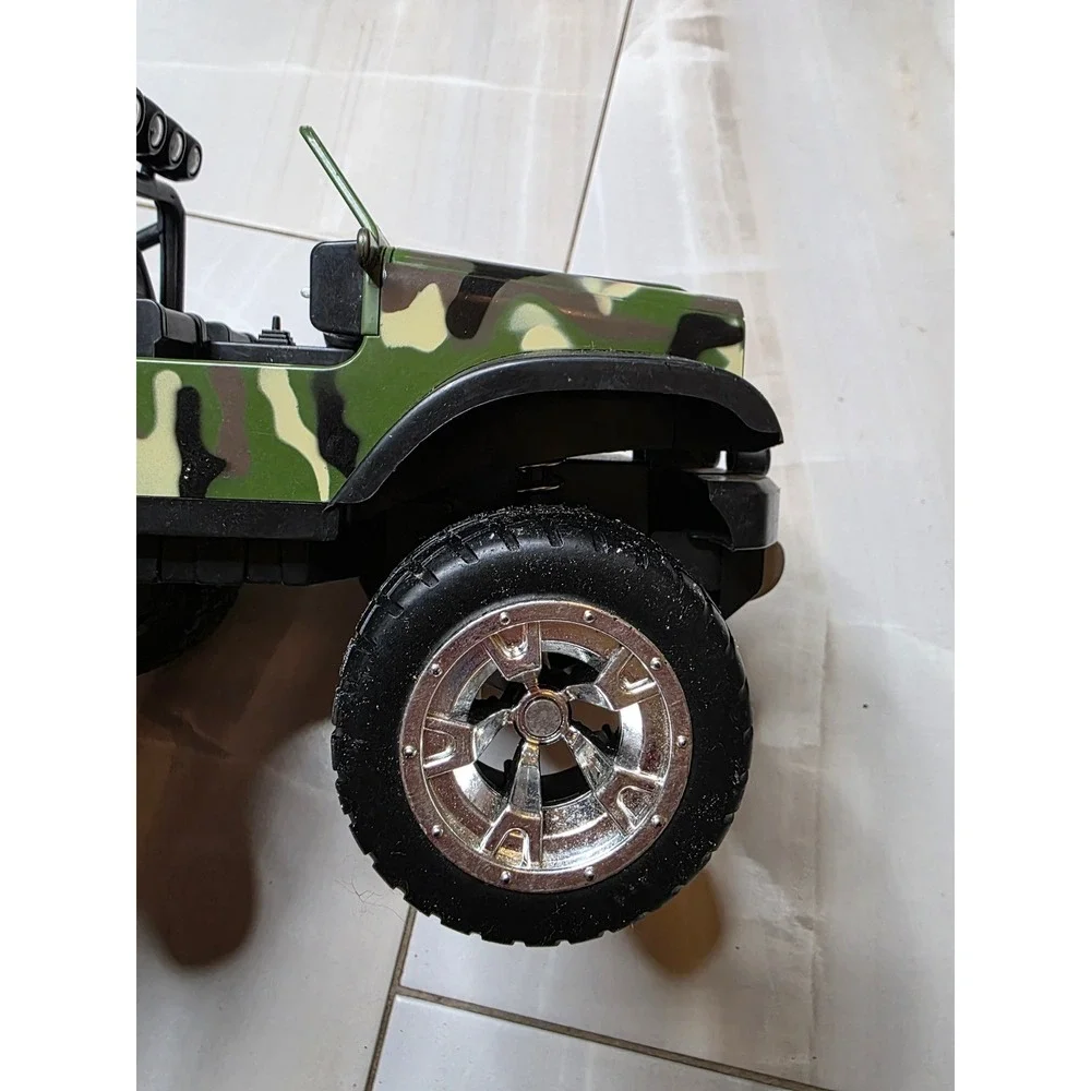 MerchSource Toy RC 4x4 Camo Jeep Off-Road Truck DX2013B Camouflage‎ No Remote